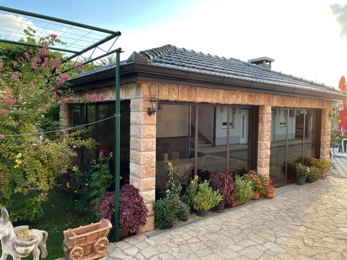 Guest House Blagaj Exterior photo